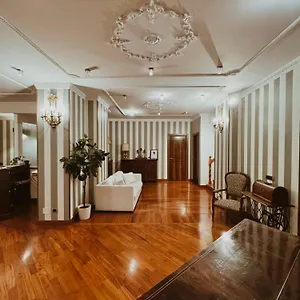 Residenza Tritone Luxury Trevi Fountain רומא